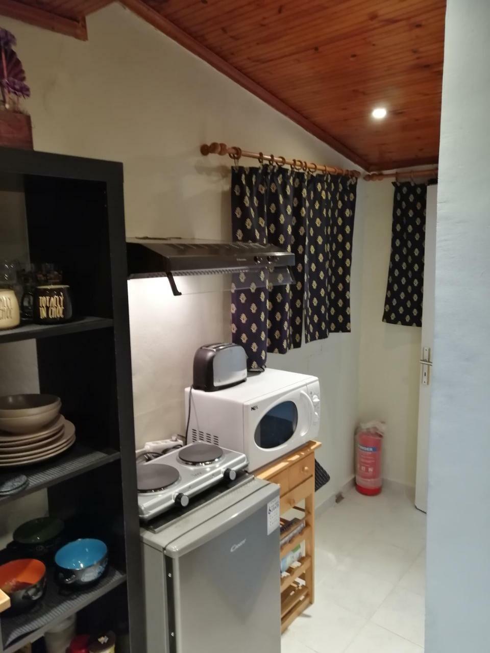 Top Floor Studio Near Metro&View&200Mbps Athènes Extérieur photo